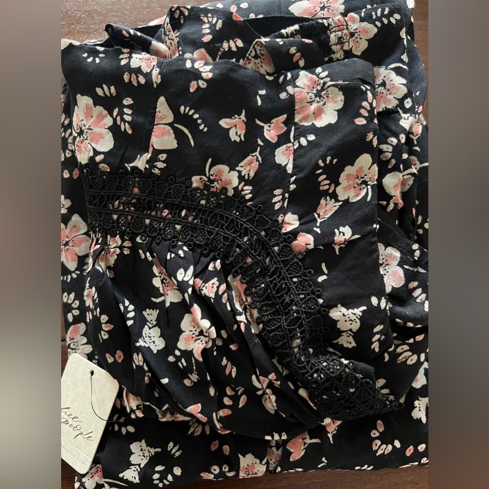 🎉LAST PIECE🎉FREE PEOPLE Bijou Floral Dress Set - Picture 5 of 5